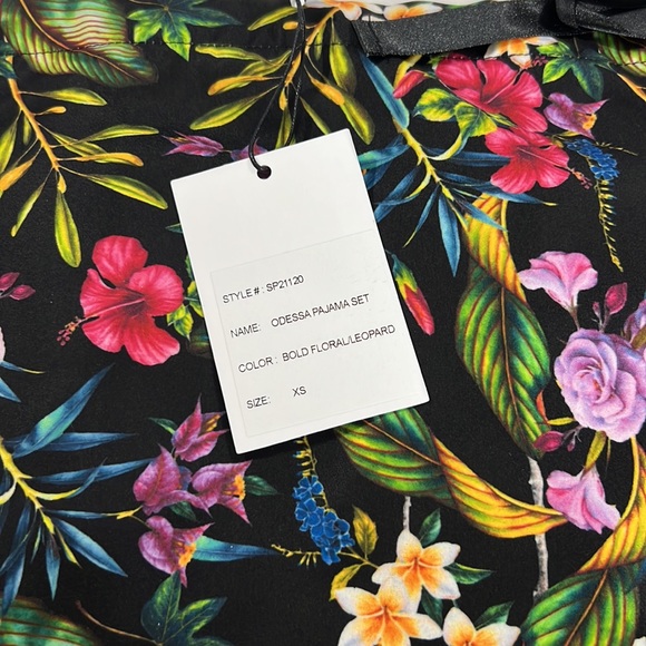 🆕NWT Generation Love Odessa Bold Floral Leopard Satin Pajama Set - Picture 7 of 13